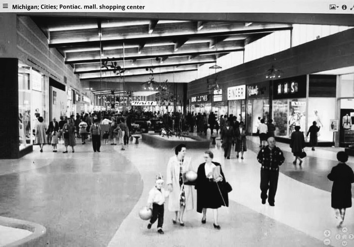 Summit Place Mall (Pontiac Mall) - Old Photo